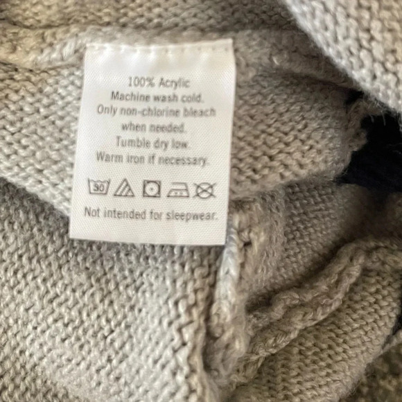 Girl’s Janie & Jack sweater shawl poncho with hood Size 4 - Picture 3 of 3